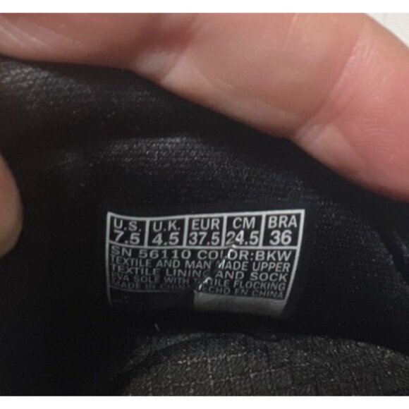 Skechers Womens Black Slip-On Sneakers Size 7.5 - Picture 7 of 7